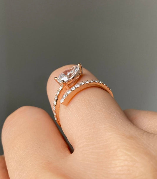 Pear Cut Open Band Diamond Ring