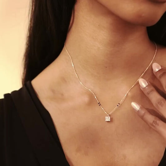 East-West Oval Modern Mangalsutra | Horizontal DEF VVS 14K / 18K Solid Gold | Fixed Pendant