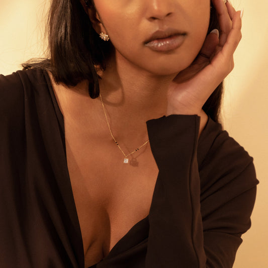 East-West Oval Modern Mangalsutra | Horizontal DEF VVS 14K / 18K Solid Gold | Fixed Pendant