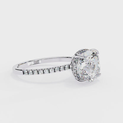 Pear Luxe Ring